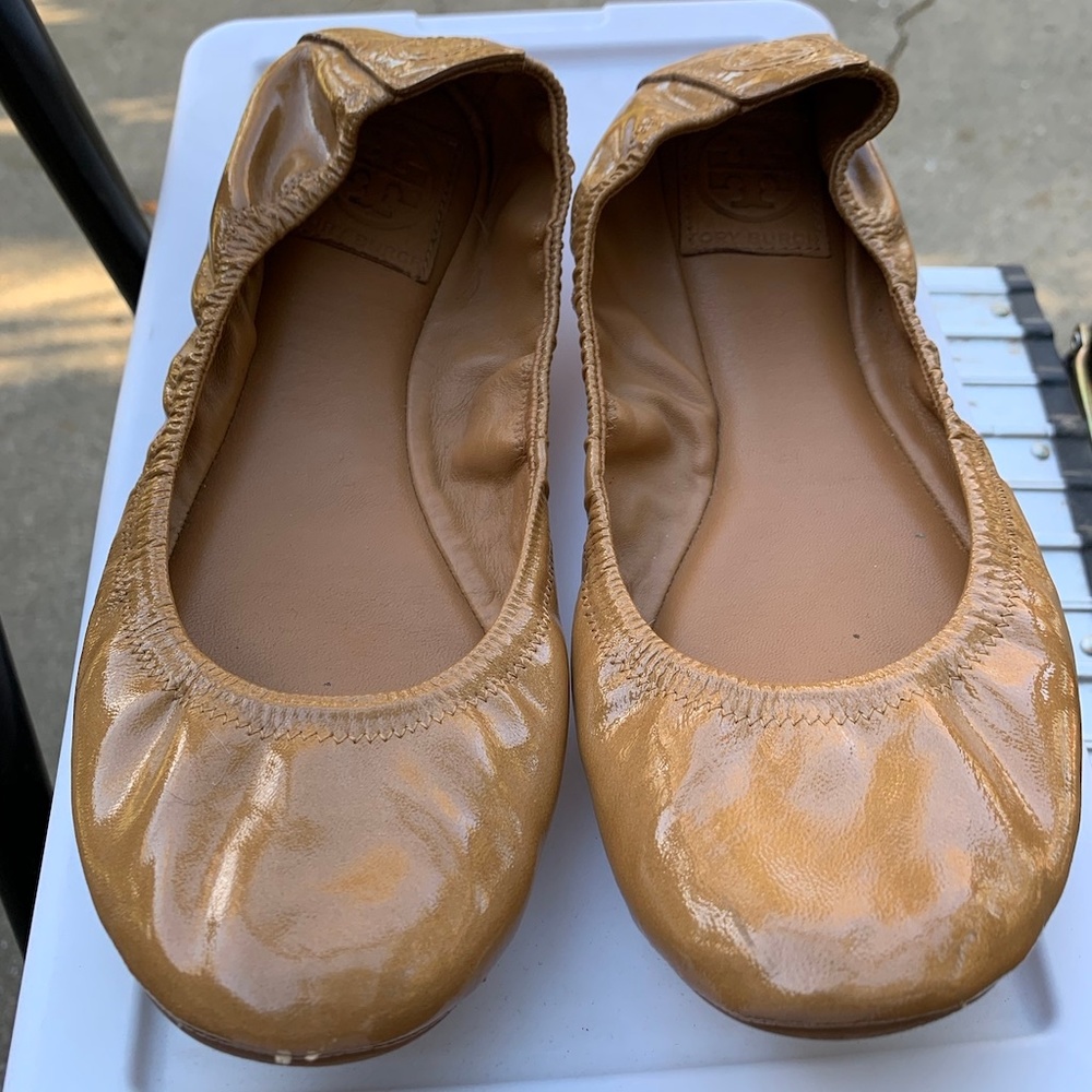 Tory Burch Patent Ballet Flats - EUC - Size 9